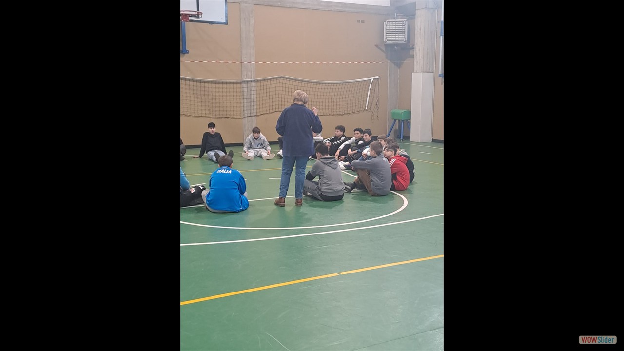 Pugni in tasca_ (1)